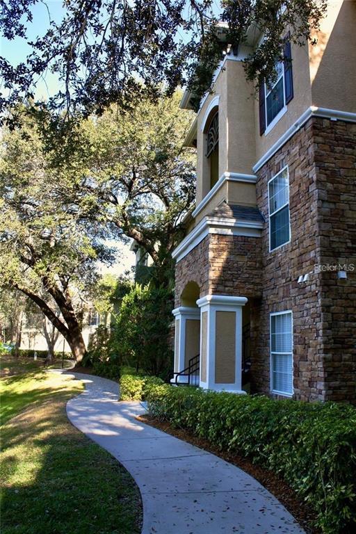 Foto principal - 2402 Courtney Meadows Ct