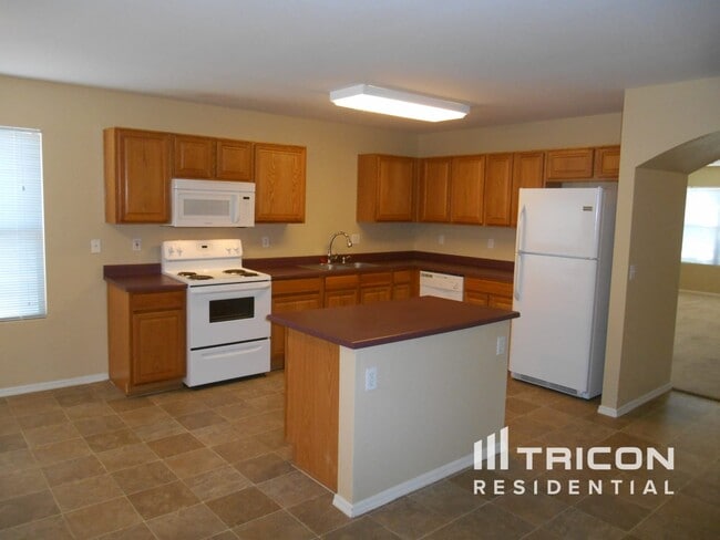 Building Photo - 106 S Valle Verde
