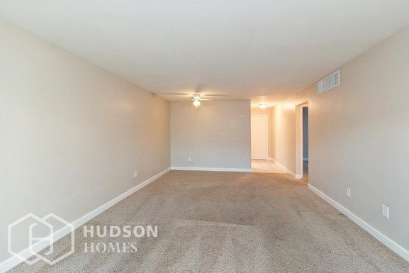 Building Photo - NOW AVAILABLE! - 1505 CRESCENT CIR 19A, LA...