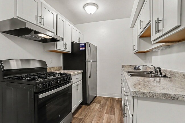 Building Photo - Walnut Trail Apartments