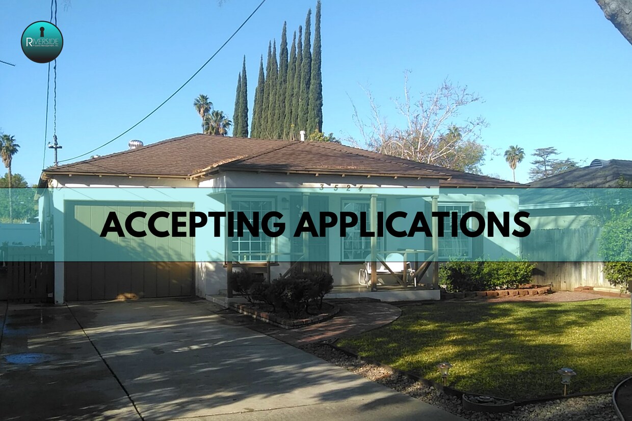 Primary Photo - !!! Beautiful pride of ownership home in g...