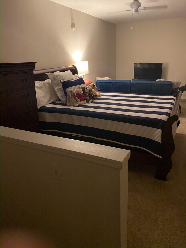 Foto del edificio - 2801 Chancellorsville Dr