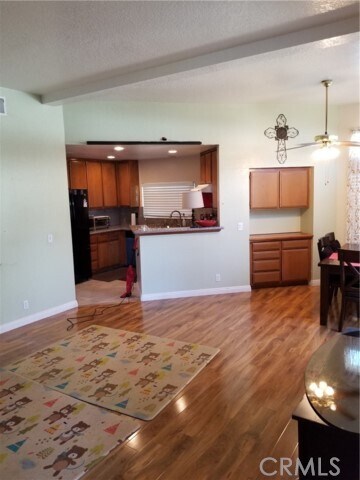 Building Photo - 36 Willowcrest Ln