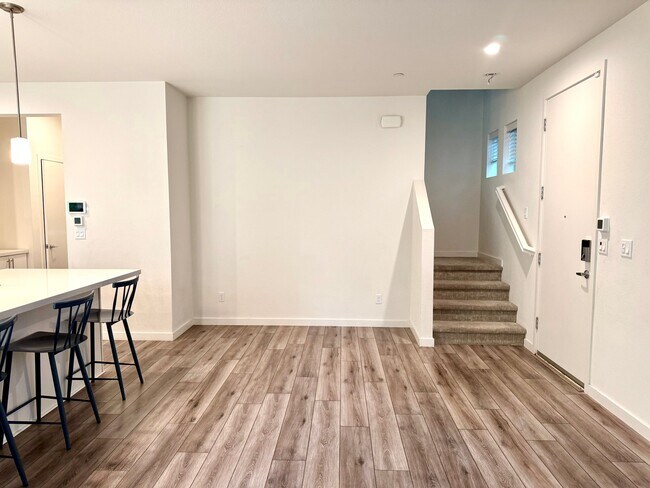 Foto del edificio - 182 Log Pond Ln