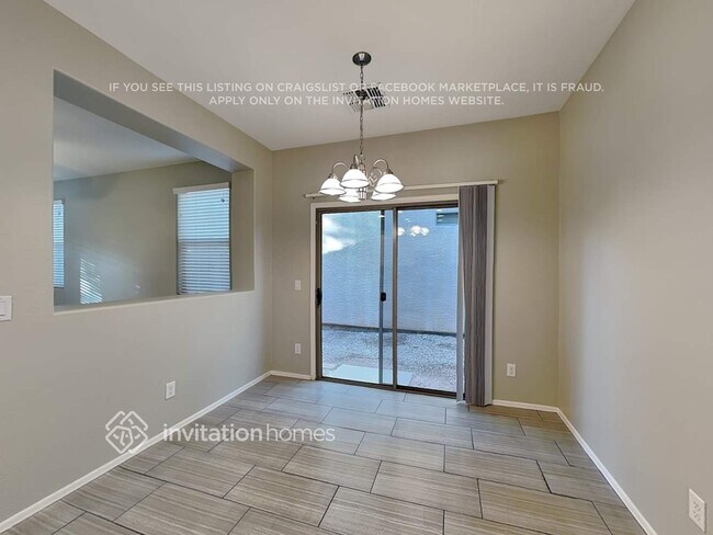 Building Photo - 3818 E Trigger Way