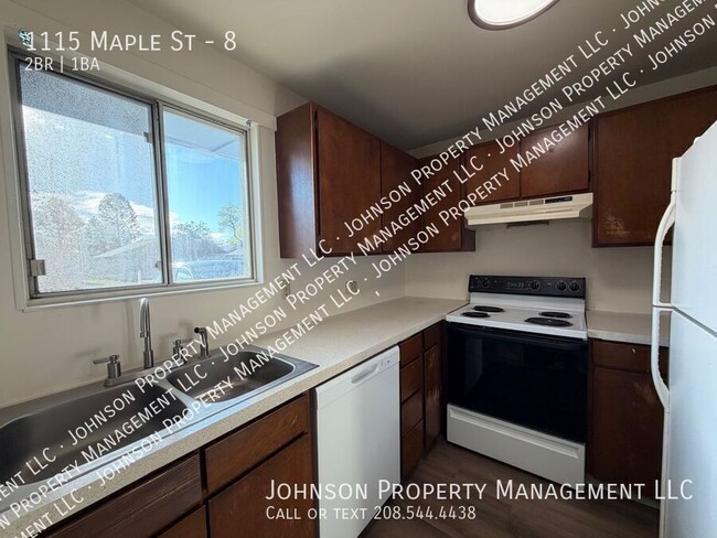 Building Photo - 1115 Maple St