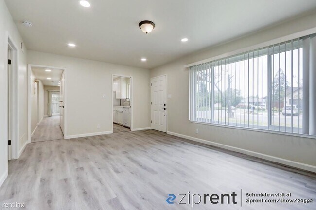 Building Photo - 4 br, 2 bath House - 9443 Acapulco way, El...
