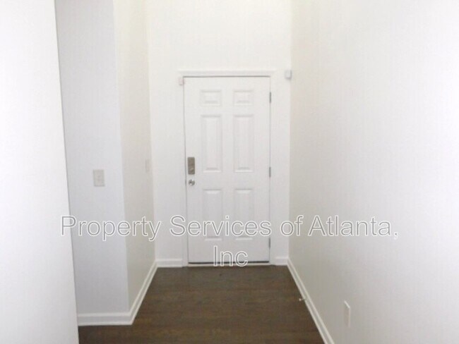 Building Photo - 268 Stone Park Dr
