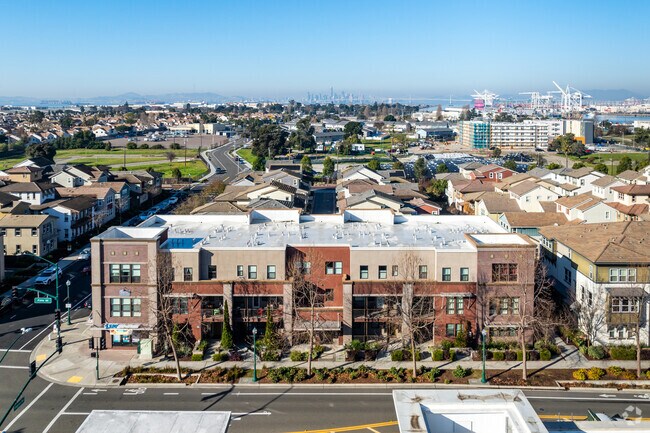 Building Photo - Liner at Alameda Landing