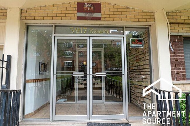 Foto del edificio - 5909 N Kenmore Ave