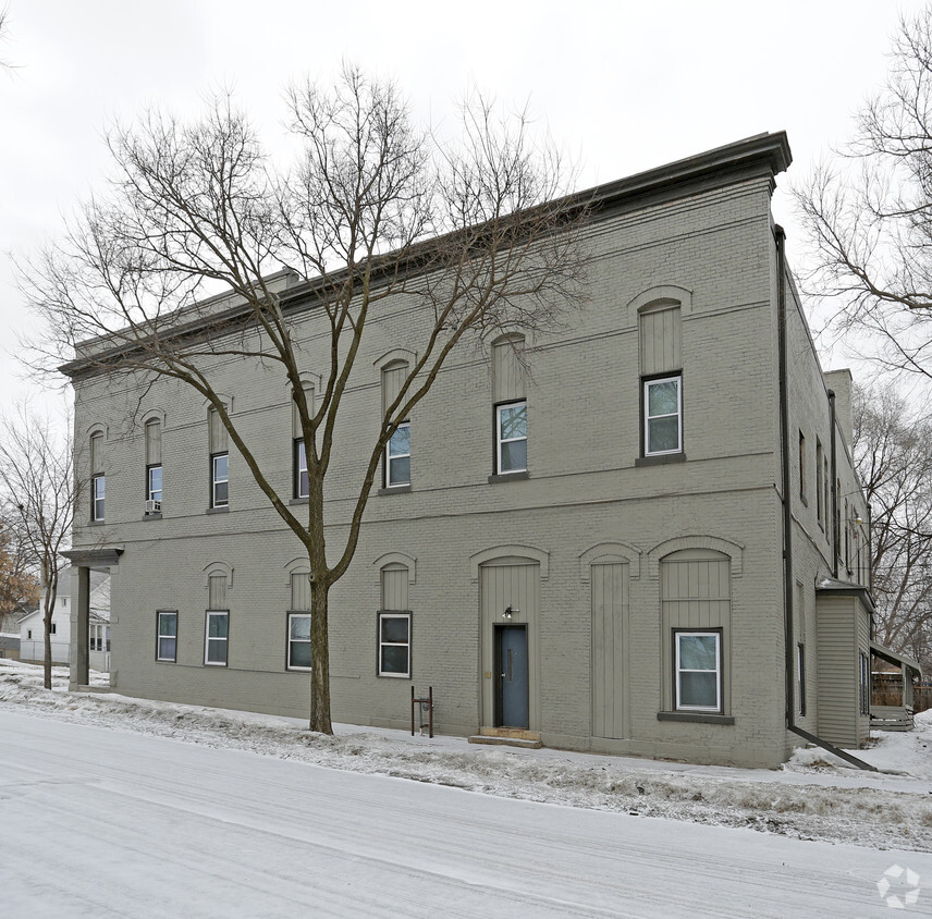 Building Photo - 434 Lafond Ave