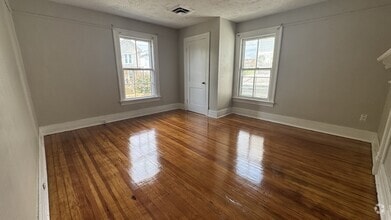 Building Photo - 508 Stuart St