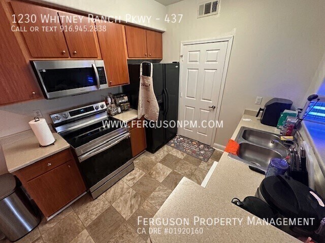 Foto del edificio - 1230 Whitney Ranch Pkwy