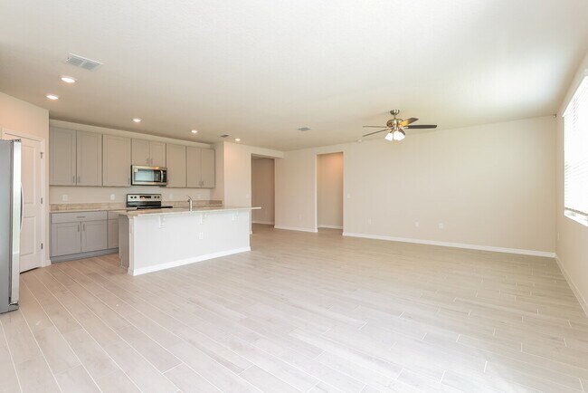 Foto del edificio - 1014 Oak Vly Dr