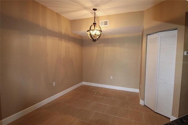 Building Photo - 5459 Bentgrass Dr