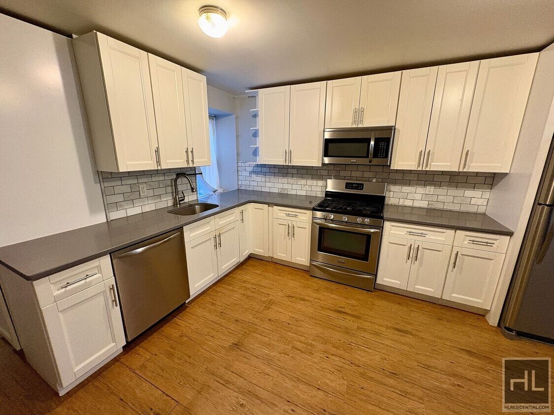 Foto principal - ALEXANDER AVENUE, BRONX