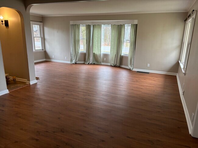 Foto del edificio - 5004 Macon Hwy