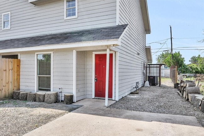 Building Photo - 2156 Hopper Rd