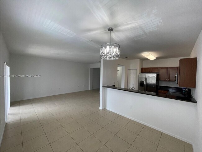 Foto del edificio - 8760 NW 97th Ave