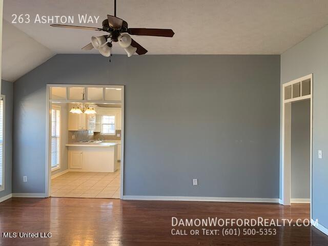 Building Photo - 263 Ashton Way