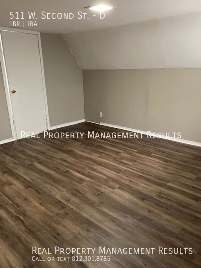 Foto del edificio - 511 W. Second St.-D