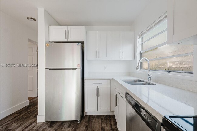 Foto del edificio - 4338 NW 24th Ave