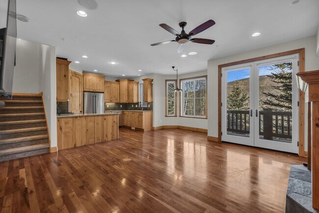 Foto del edificio - Canyon Links Townhomne