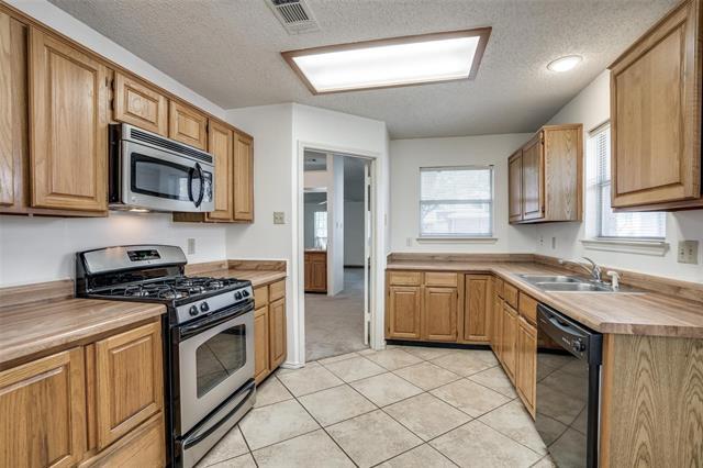 Foto del edificio - 5603 Misty Crest Dr