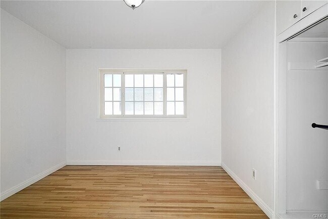 Foto del edificio - 1567 Harvest Ave