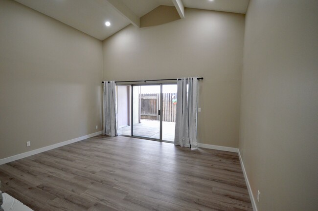 Building Photo - 4 Bedroom Remodeled West Covina Home