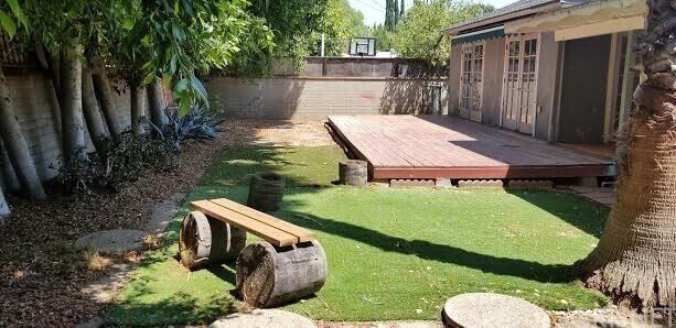 Foto del edificio - Quiet Tarzana Gem – Remodeled 3BR/2BA Home with Gated Entry