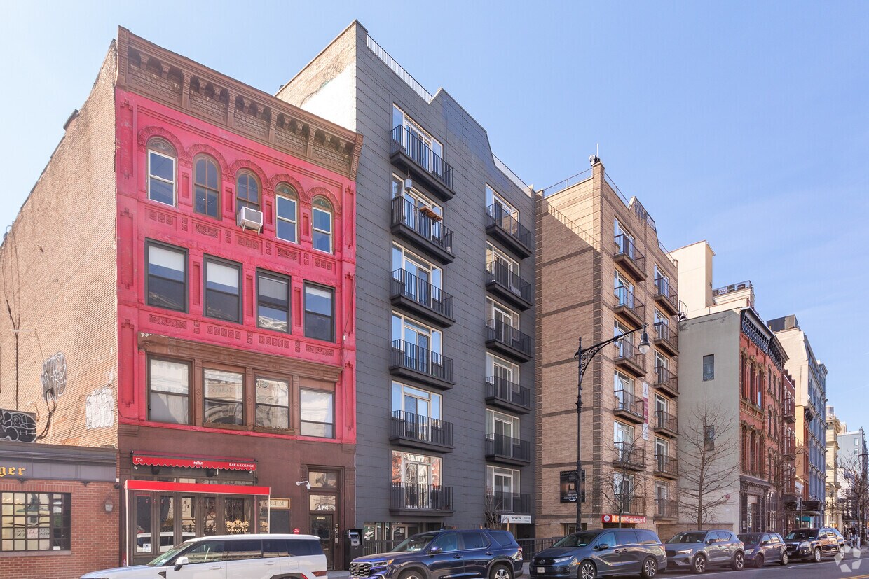 Primary Photo - 170 Broadway
