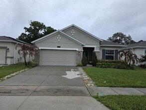 Building Photo - 5574 Bakewell Pl