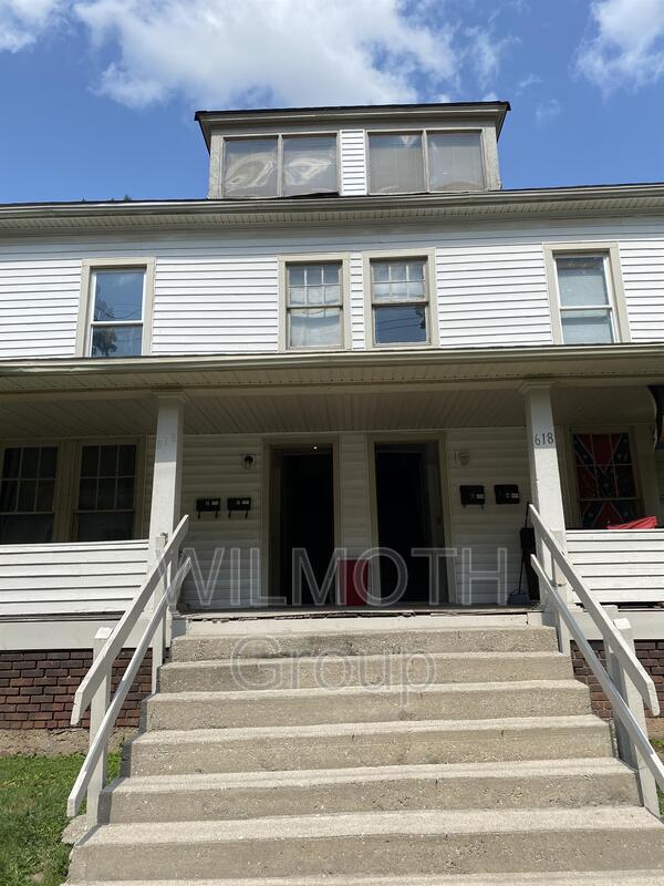 618 E Pike St, Crawfordsville, IN 47933 Condo for Rent in