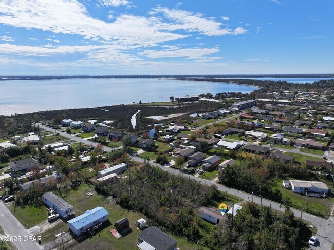 Foto del edificio - 1433 S Kimbrel Ave