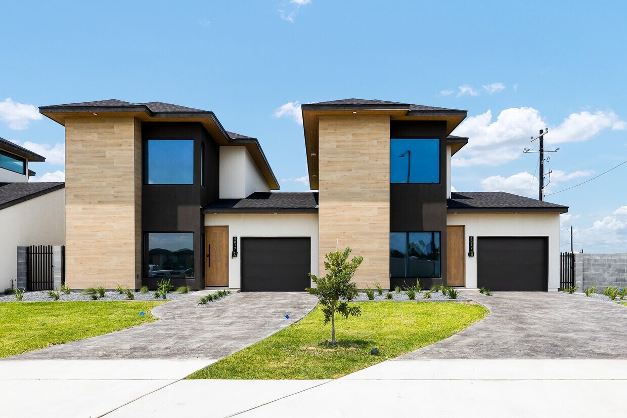 Foto principal - Carey Estates 705