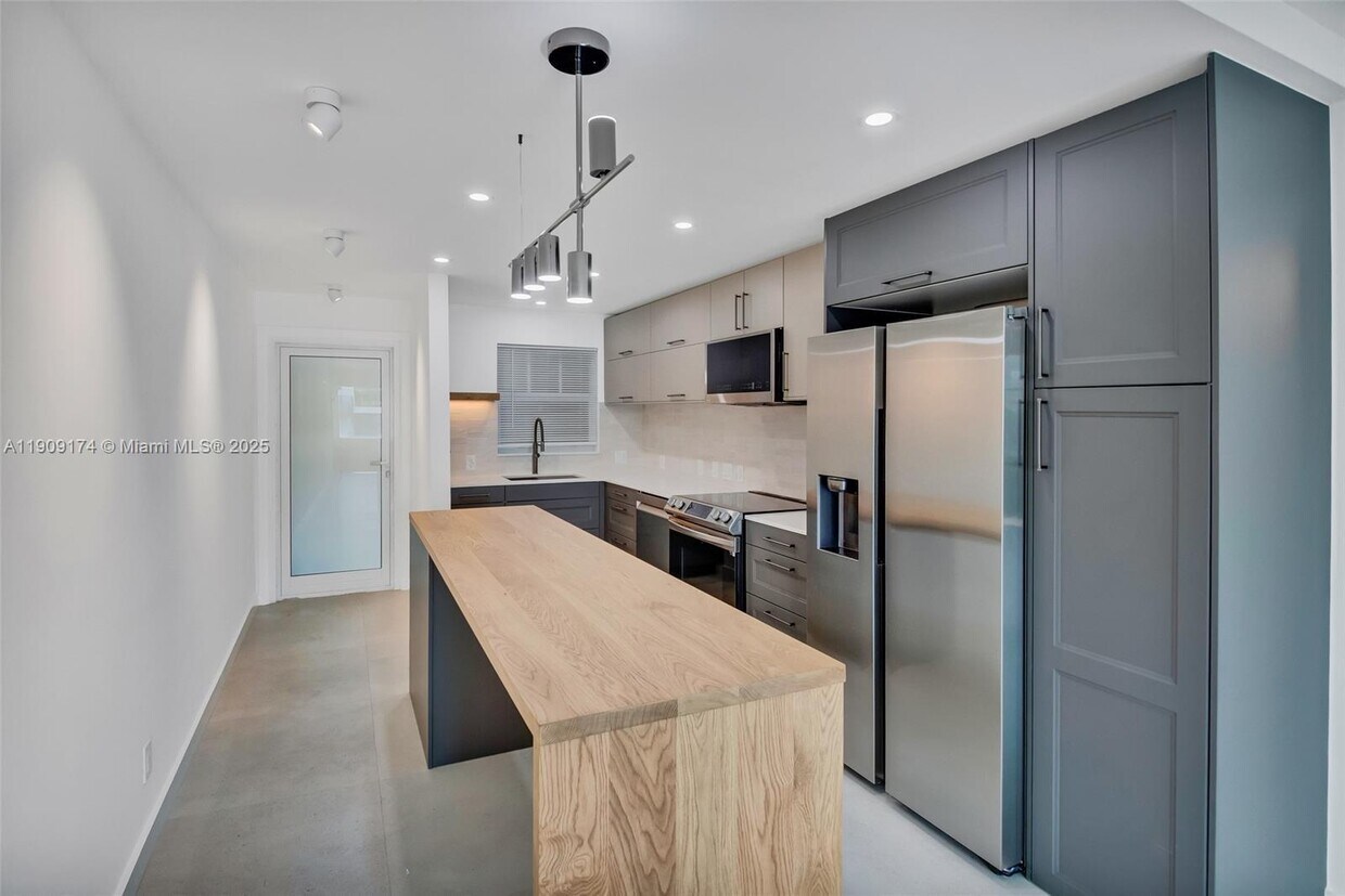 Foto principal - 54 Isle of Venice Dr