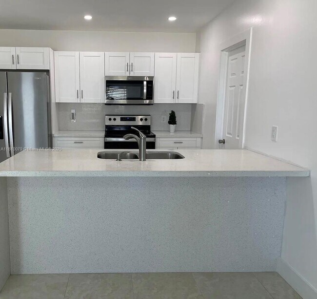 Foto del edificio - 14720 SW 103rd Ave