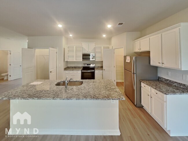 Foto del edificio - 3114 Maple Rdg Dr