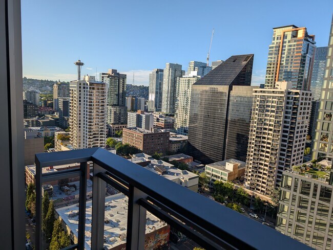 Foto del edificio - 2033 2nd Ave