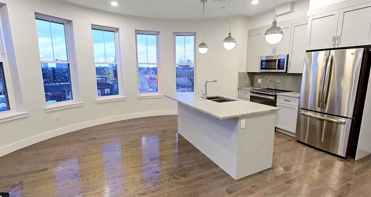 Foto principal - 400 McGrath Hwy