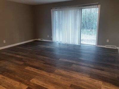 Foto del edificio - 8721 Countryshire Ln