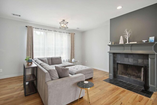Foto del edificio - 151 Fulton St SE