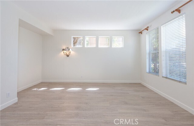 Foto del edificio - 12 Three Rivers