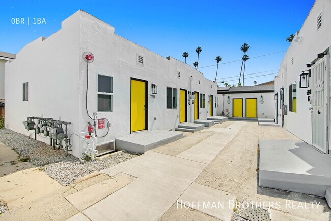 Foto del edificio - 5926 S Hoover St