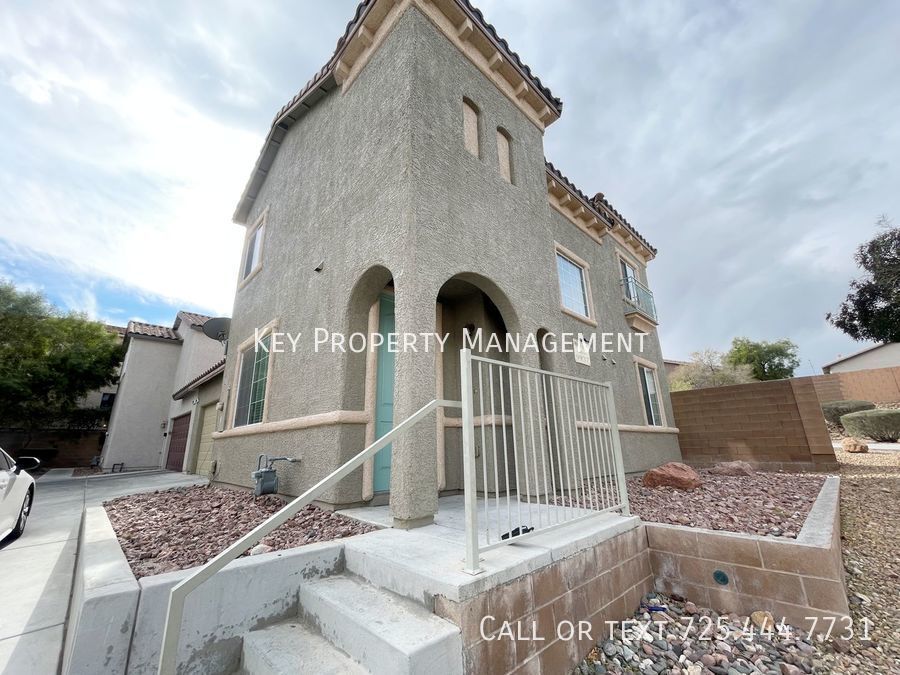 Primary Photo - 2 BEDROOM, 2.5 BATH HOME LOCATED IN GRAND ...