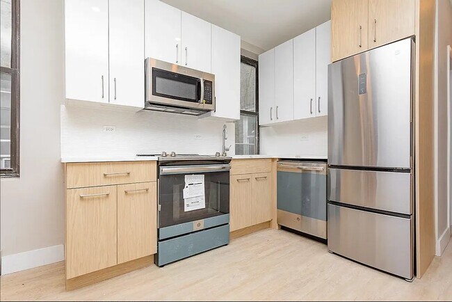 Foto del edificio - Malcolm X Boulevard