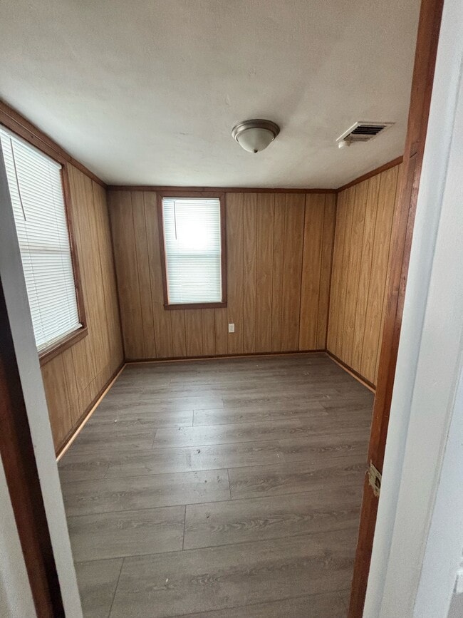 Foto del edificio - 314 Liston Ave