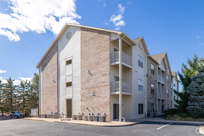 Alternate - Lindberg Lofts