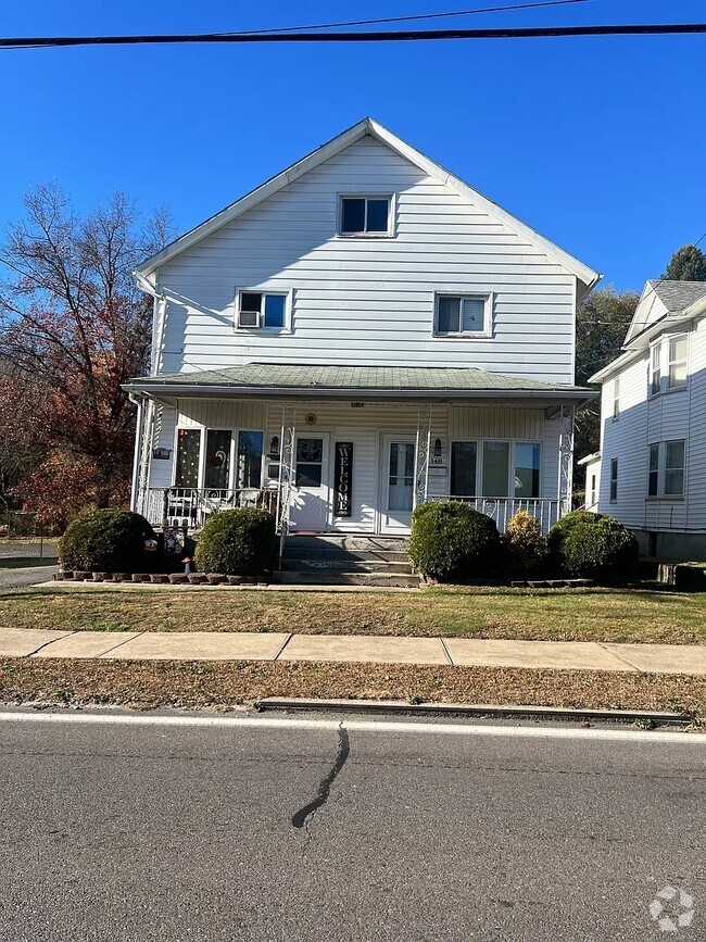 Building Photo - 148 E State St